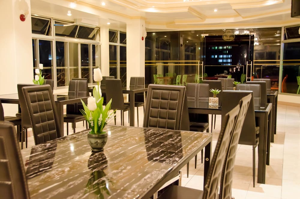 Allsons Apos Inn 33/50