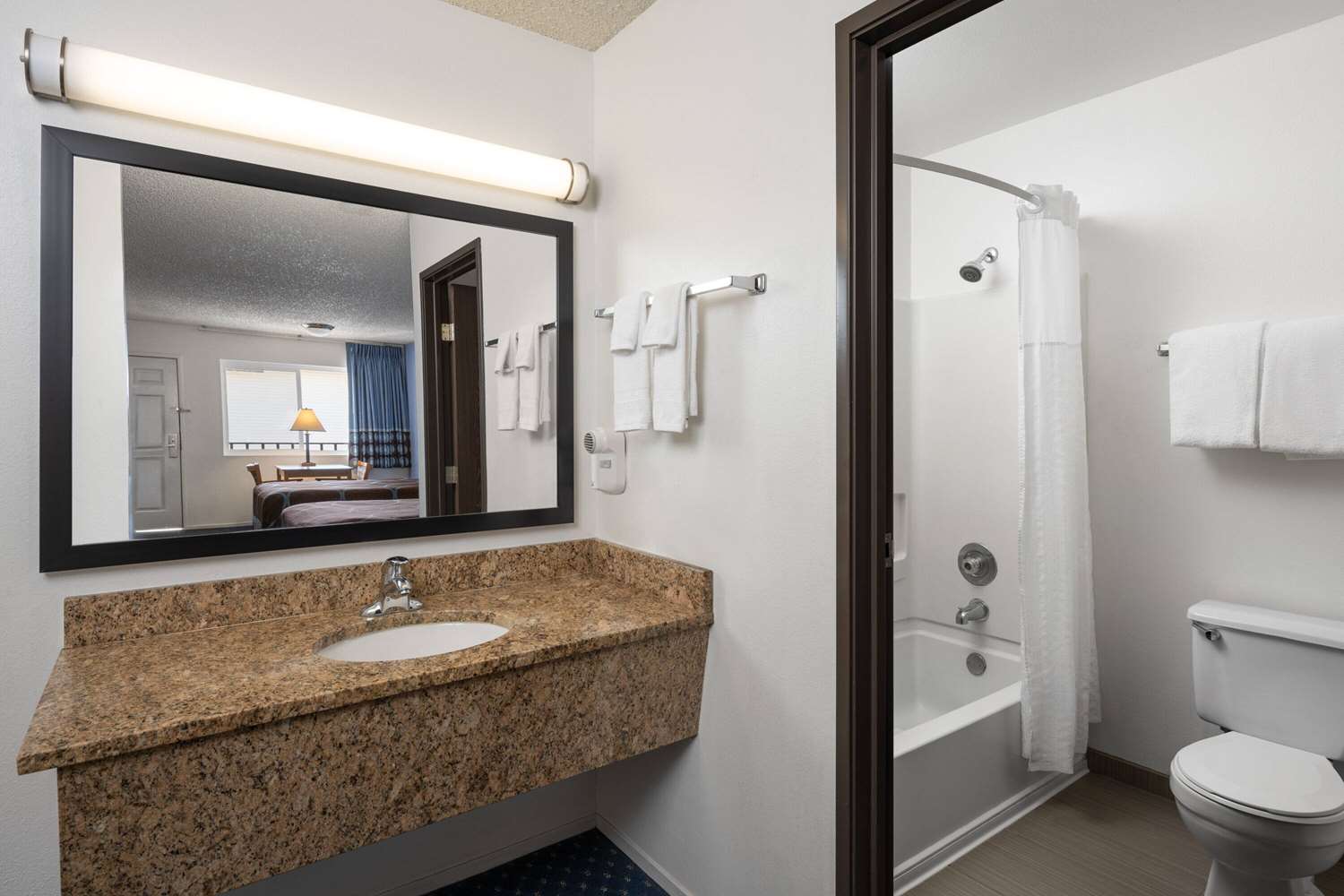 Super 8 by Wyndham Susanville 36/43