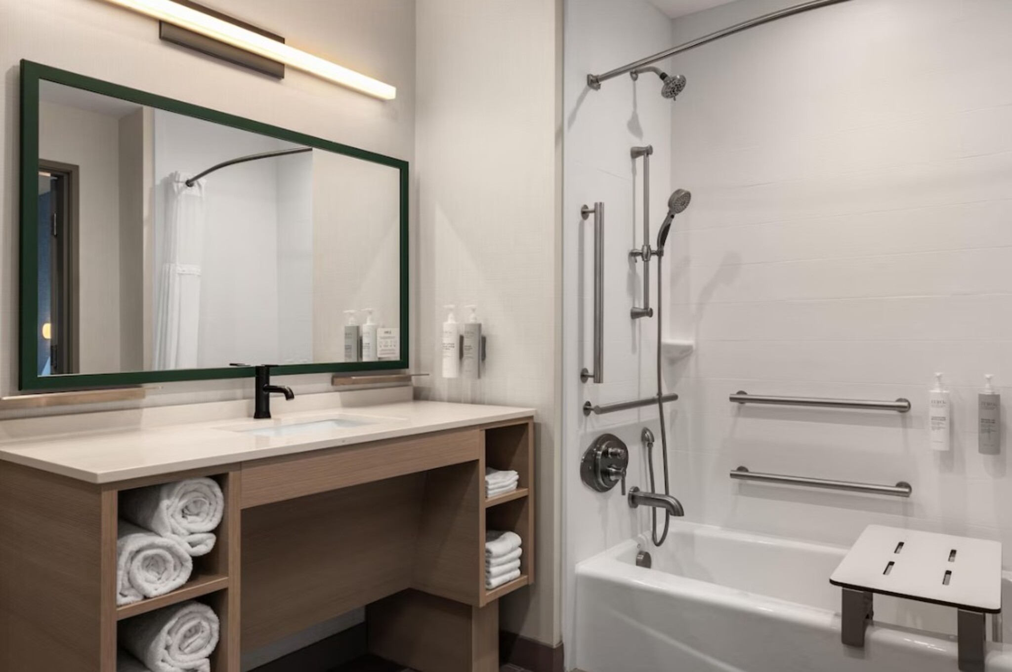 جناح استوديو بسريرين كوين لذوي الإعاقة، Home2 Suites by Hilton Fort Worth Lake Worth 2/3