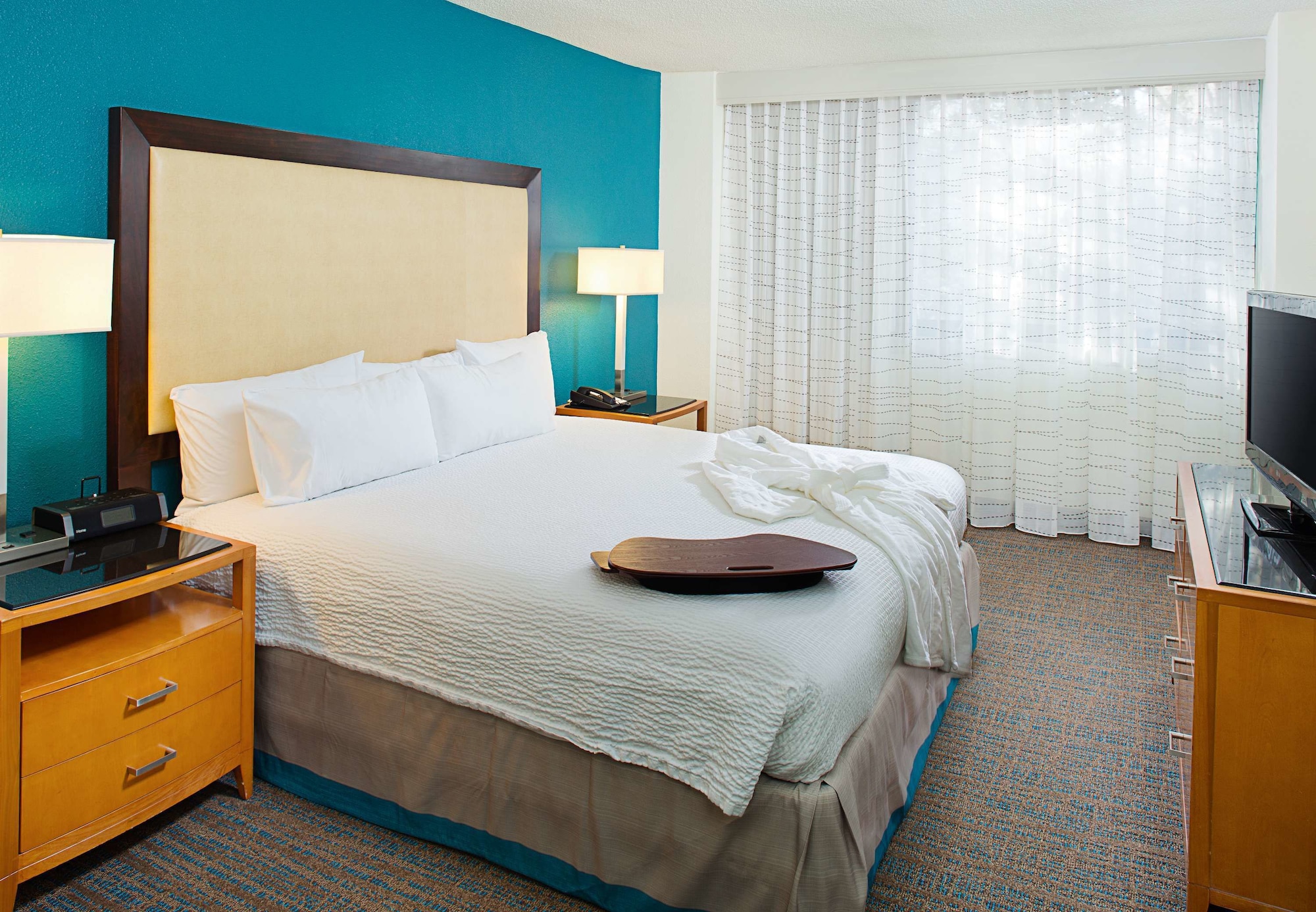 1 Bedroom, Suite, King Bed, Sofa