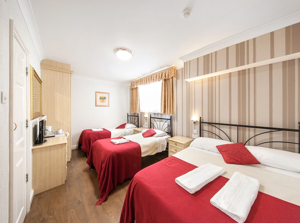 The Fairway Hotel 14/28