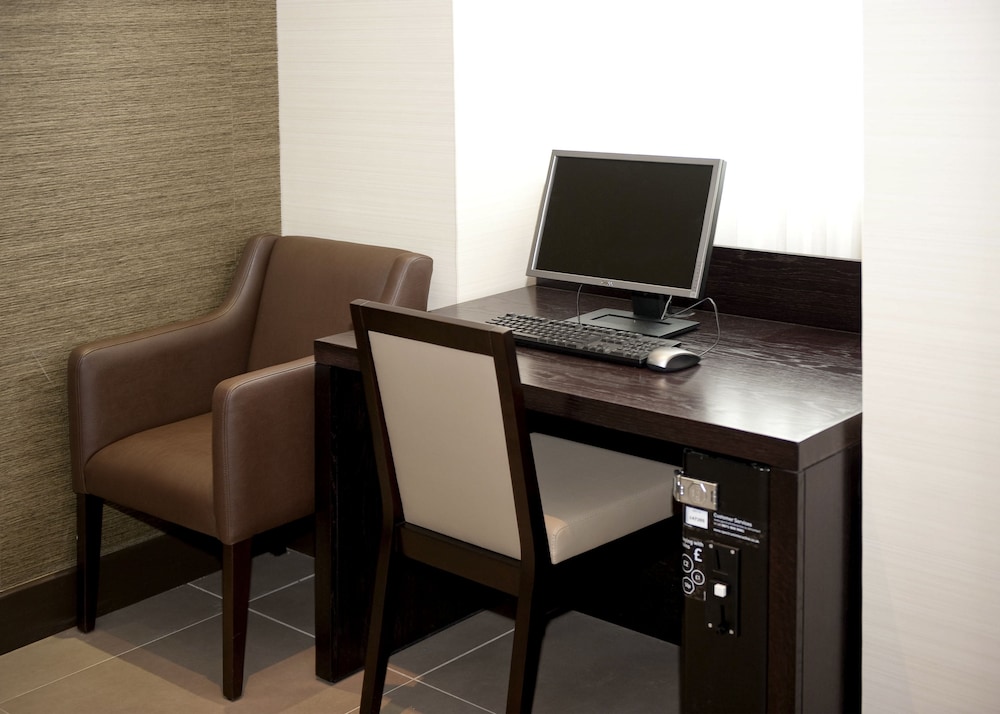 Ibis Belfast Queens Quarter 36/46