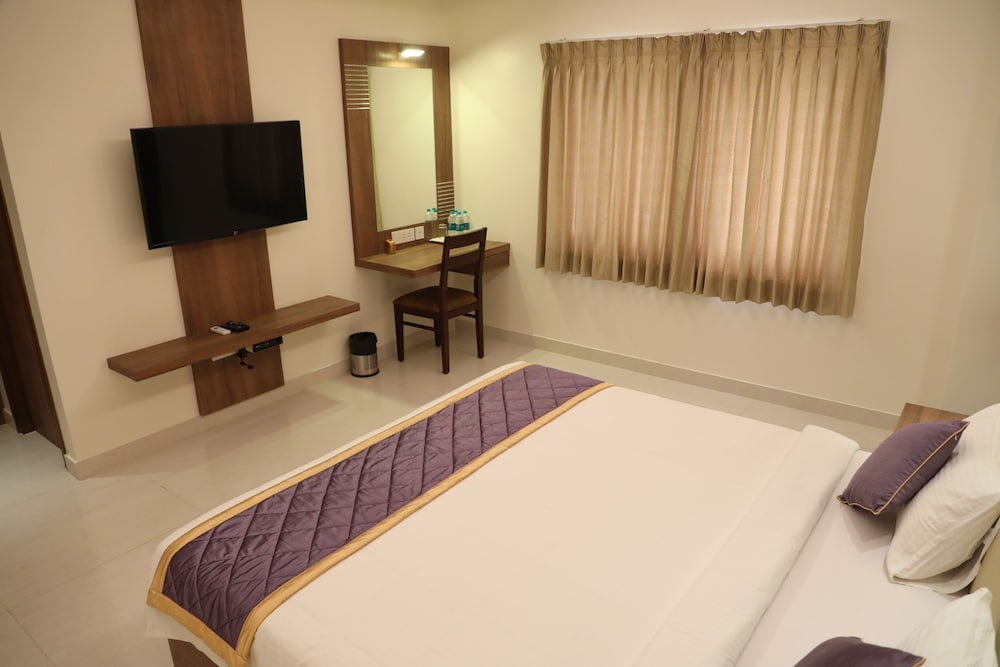 The Pommels Business Hotel 13/25