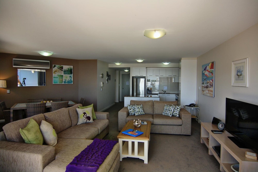 Sevan Apartments Forster 47/74