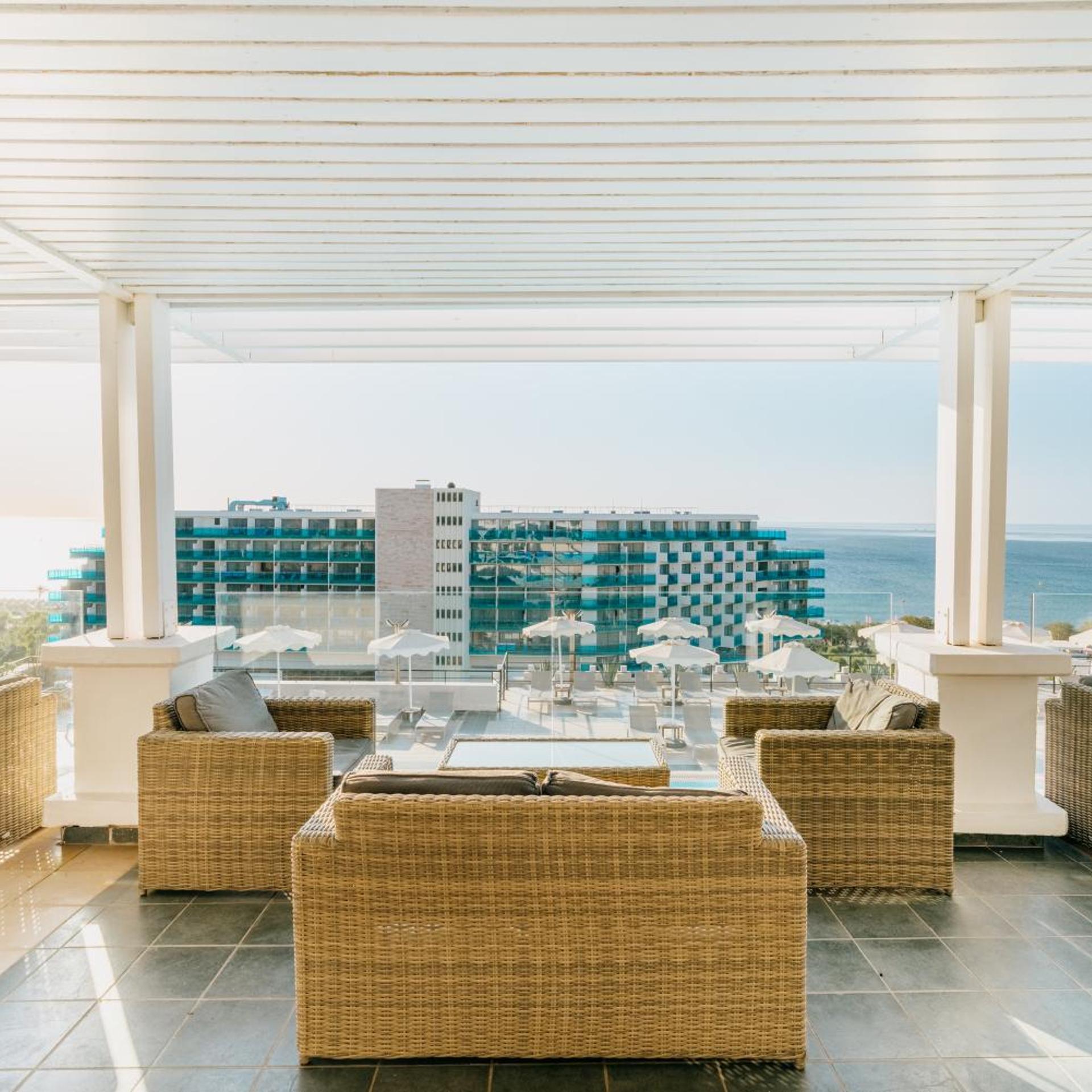 CALYPSO PALACE HOTEL 32/54