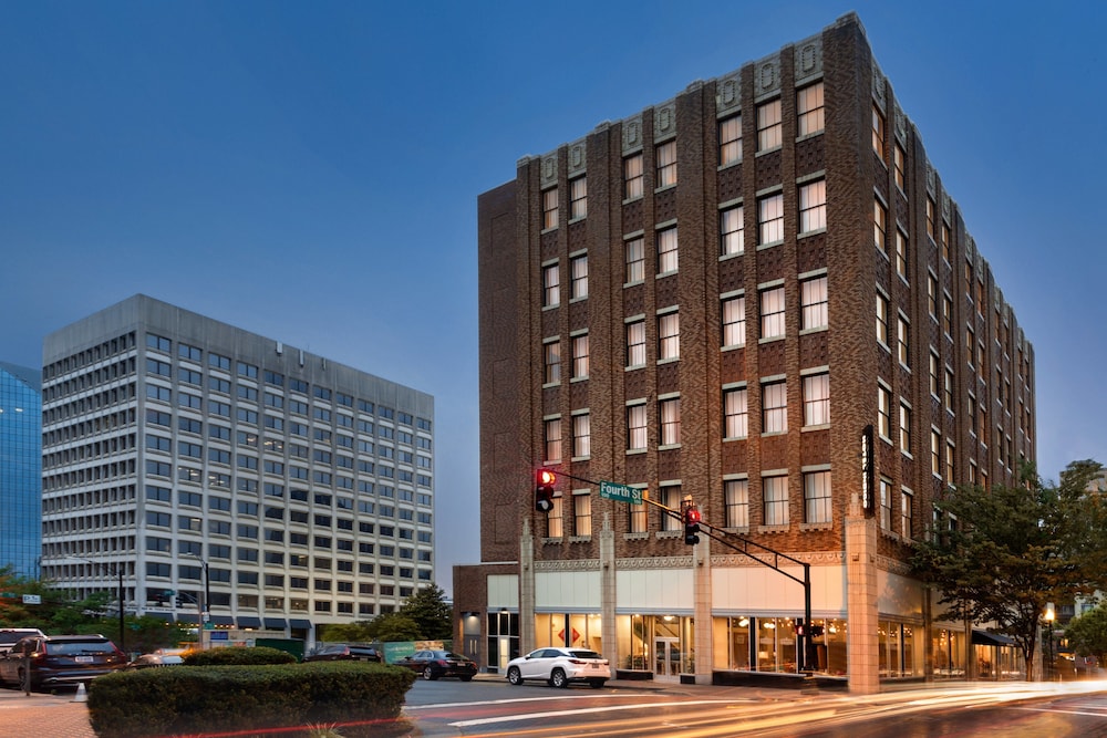 Hotel Indigo Winston Salem Downtown 1/61