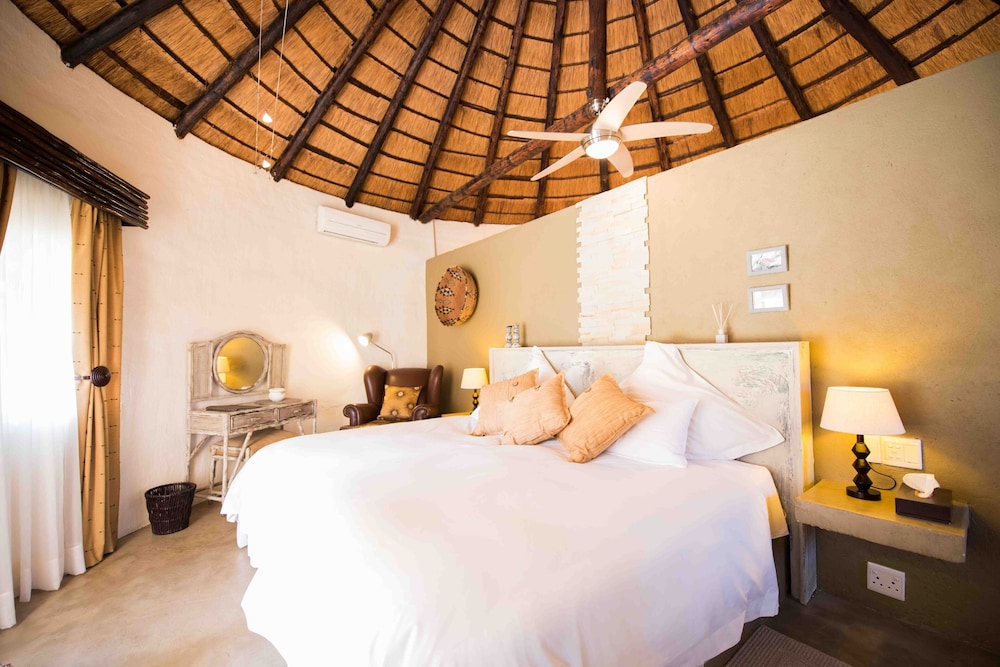 Mziki Safari Lodge 30/76