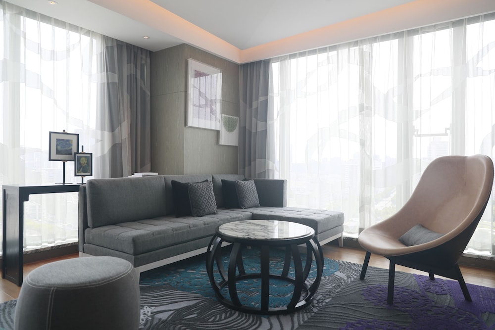 Renaissance Hangzhou Northeast Hotel 34/46