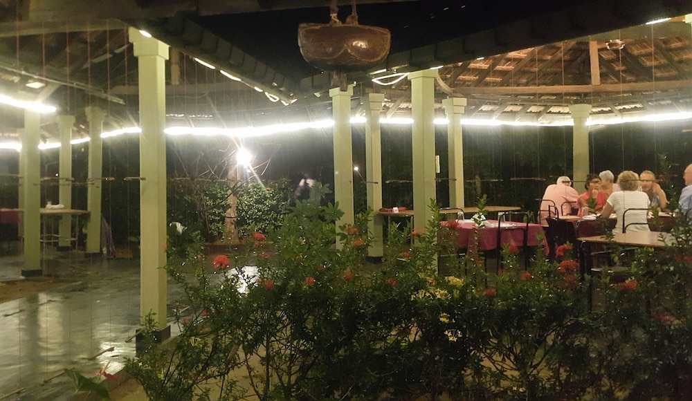 Riviera Resort 56/67