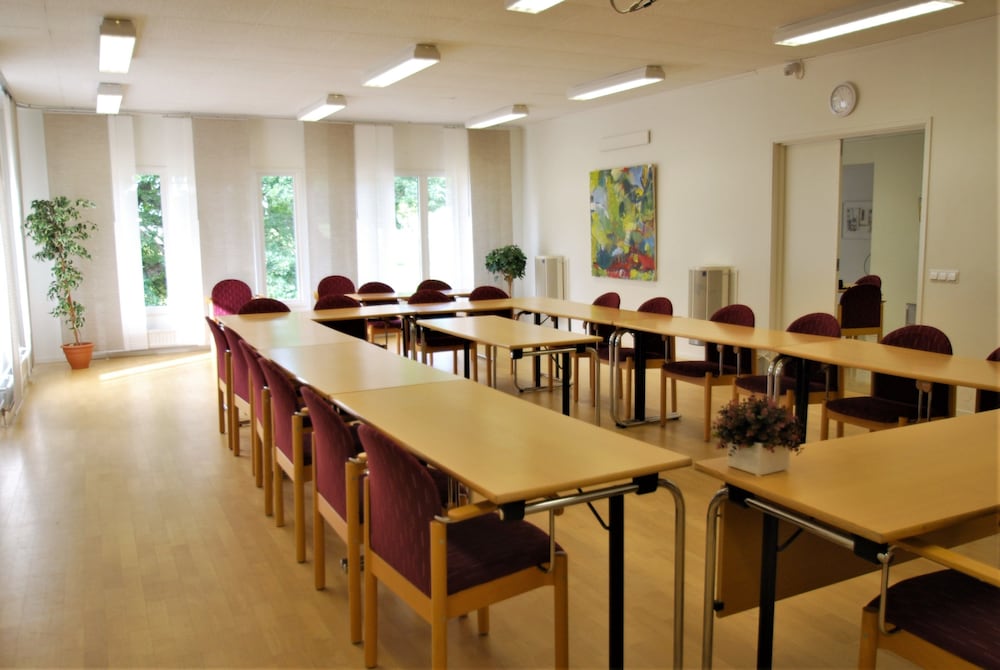 Hellidens Slott Och Vandrarhem 37/47
