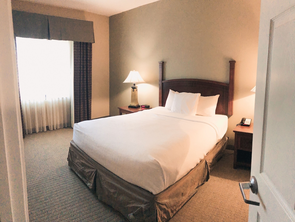 Westay Suites - Covington Mandeville 15/50