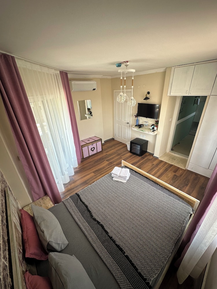 Kekik Alacati Otel 15/50