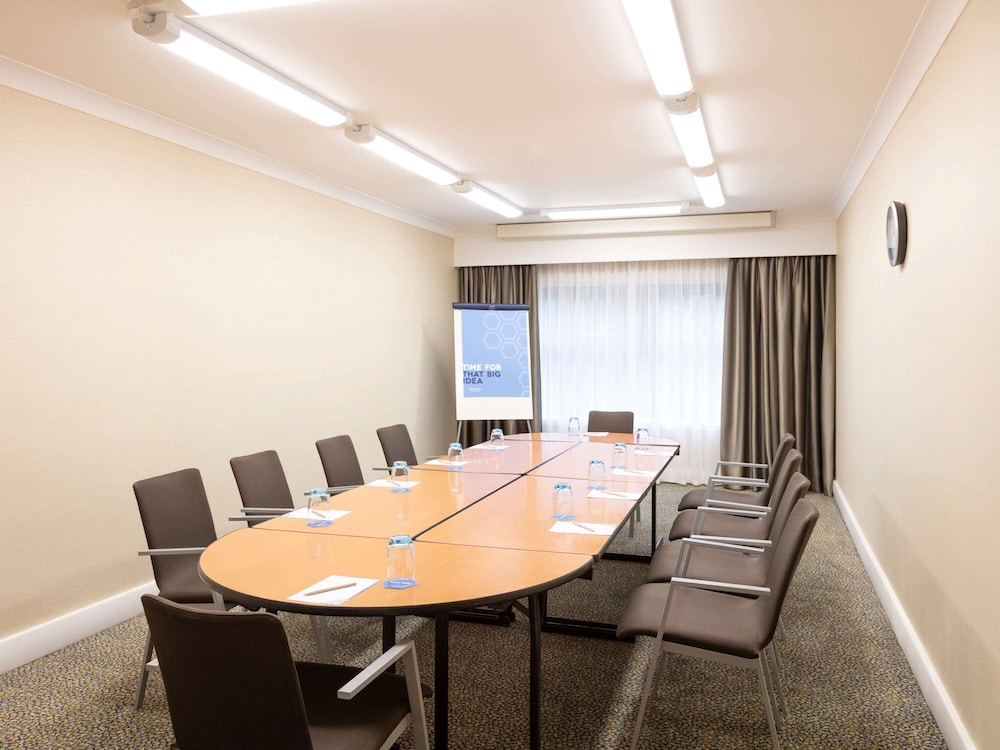 Novotel Newcastle Airport 45/53