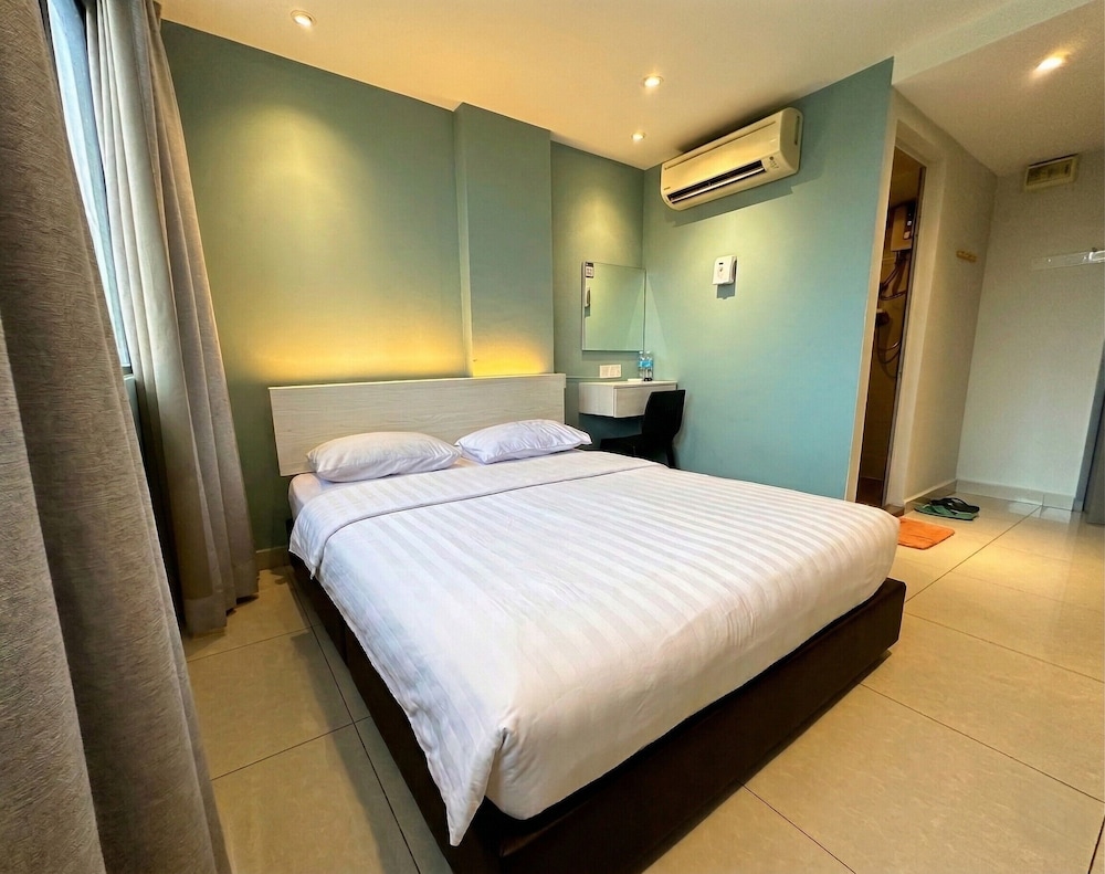 De Uptown Hotel Pj 222 33/57