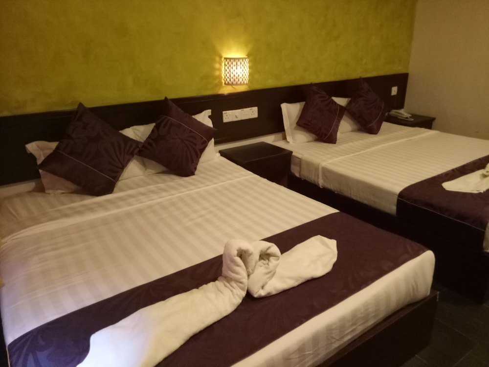 Hotel Sri Bernam 12/59