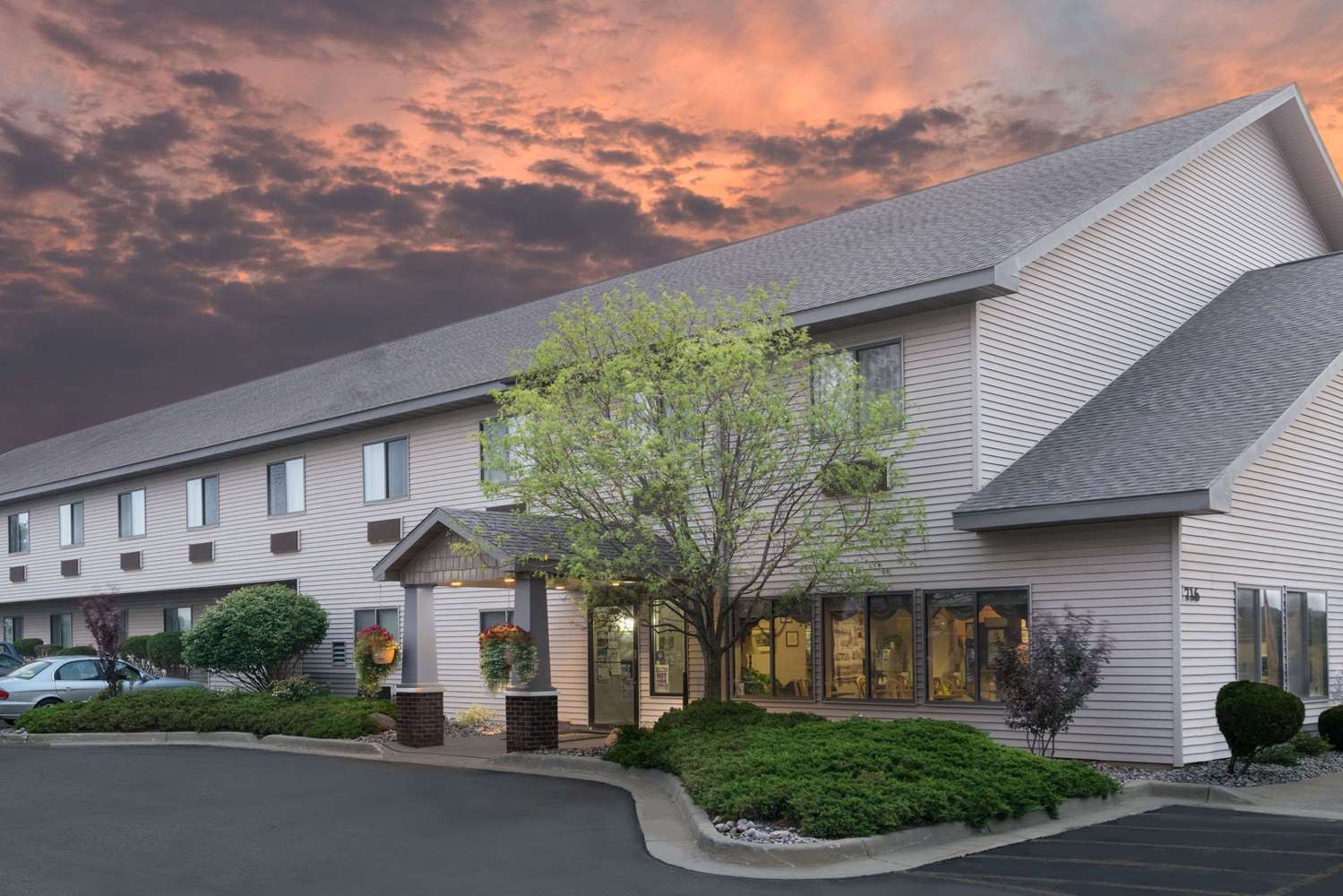 Super 8 By Wyndham Sparta 2/9