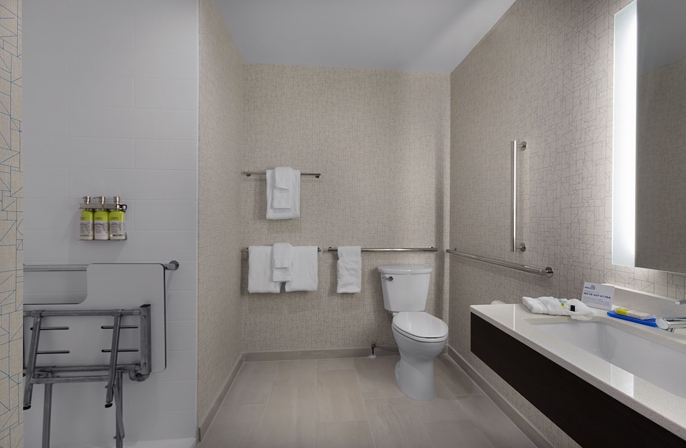 Holiday Inn Express Lake Park 14/41