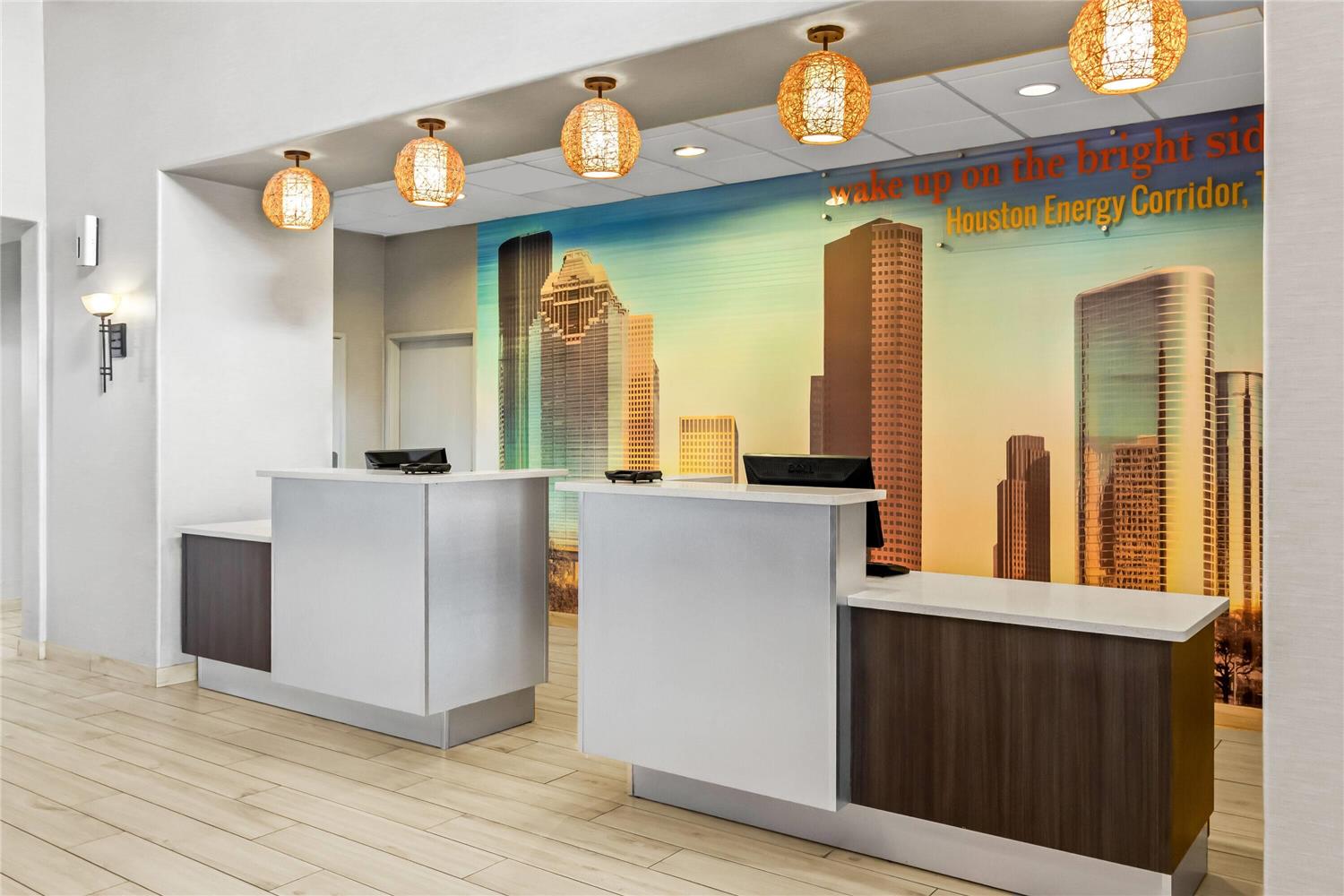 La Quinta Inn & Suites by Wyndham Houston Energy Corridor 8/61