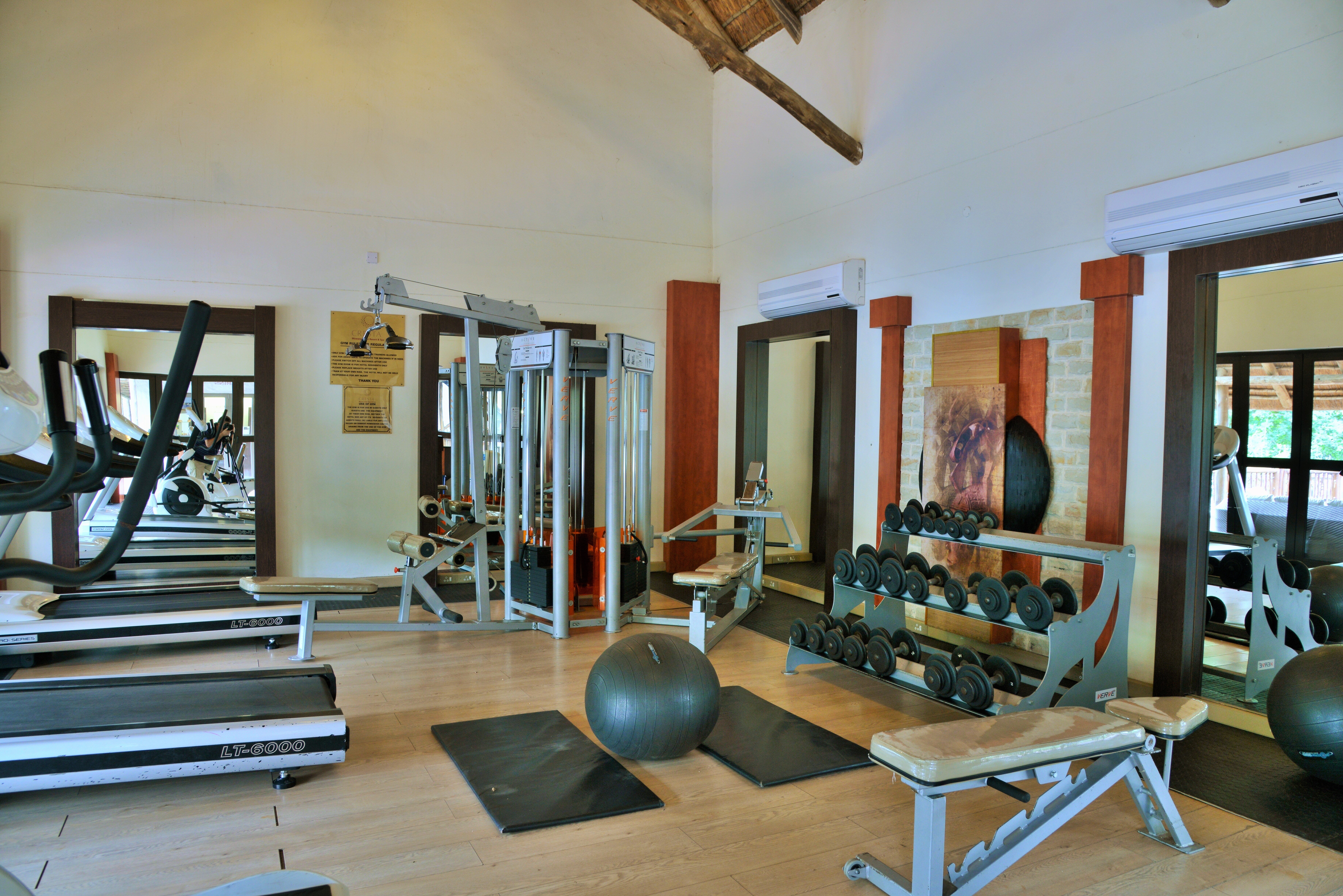 Cresta Mowana Safari Resort Spa 29/62