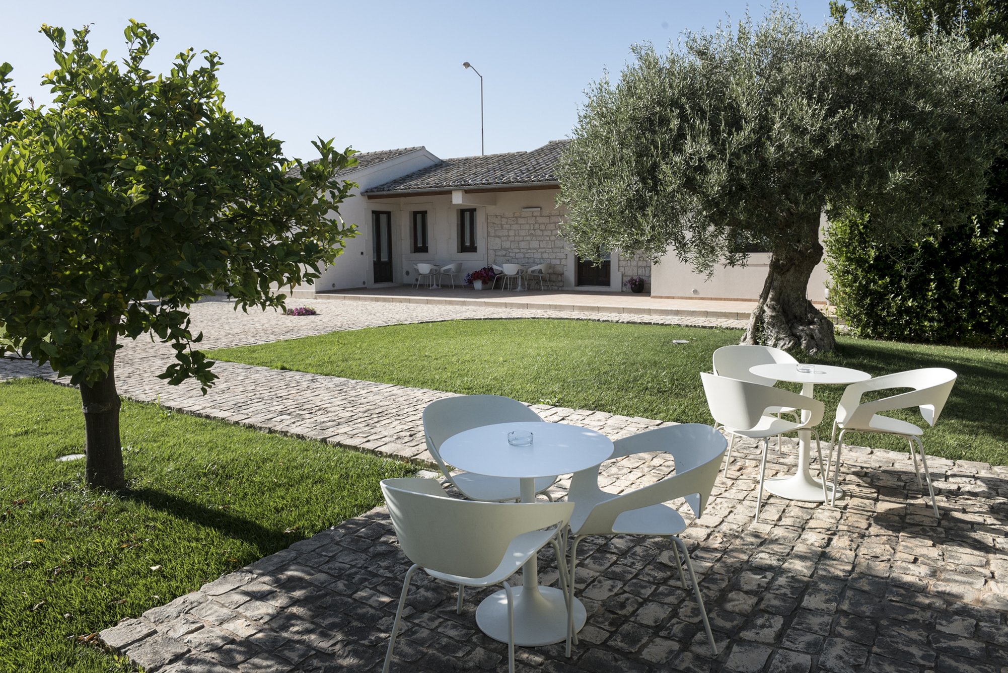 Pietre Nere Resort 64/72