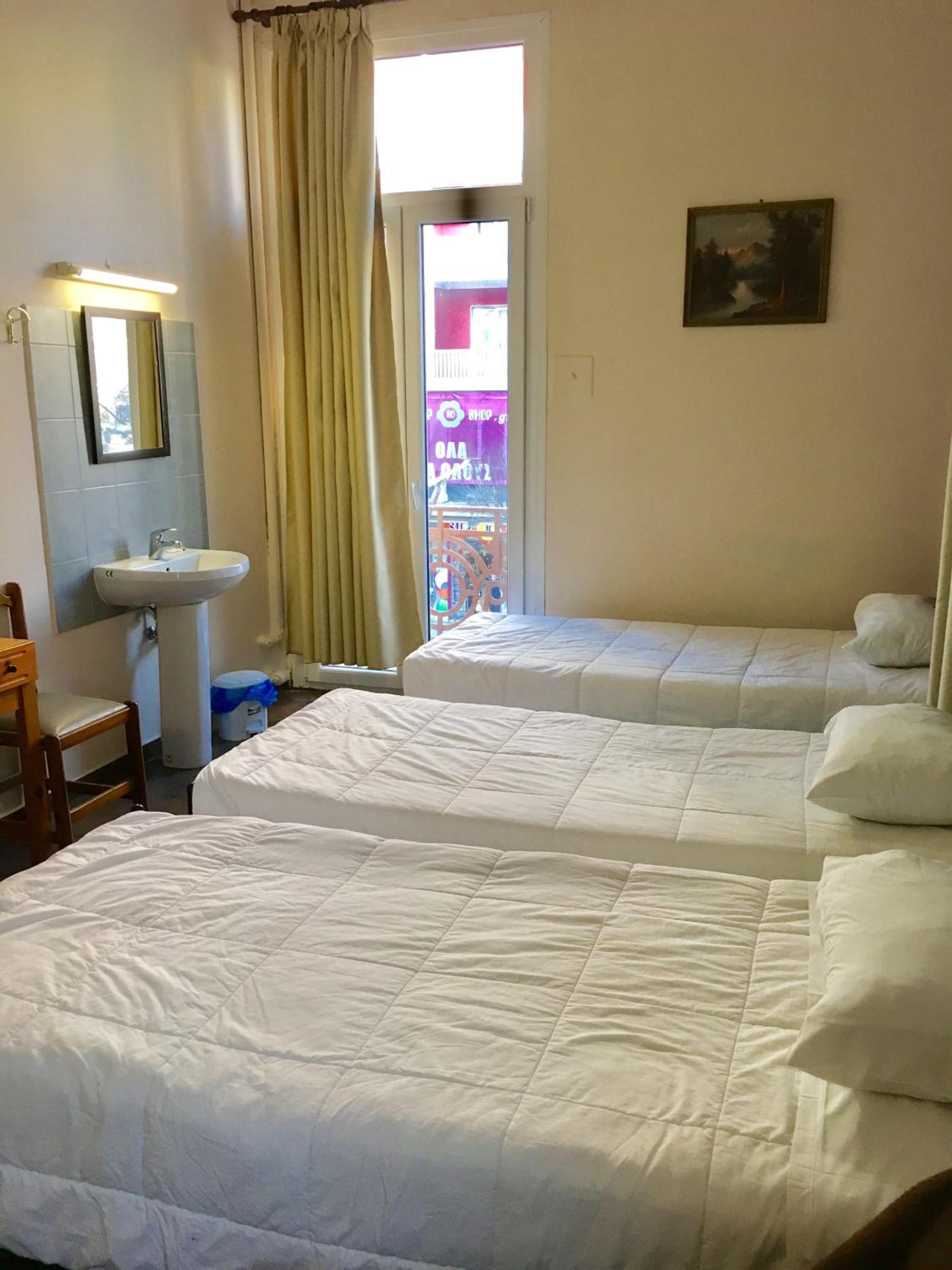 Room, Triple, Shared Bathroom