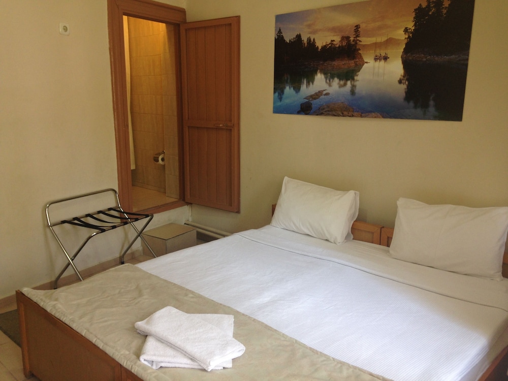 Caylan Hotel 8/24