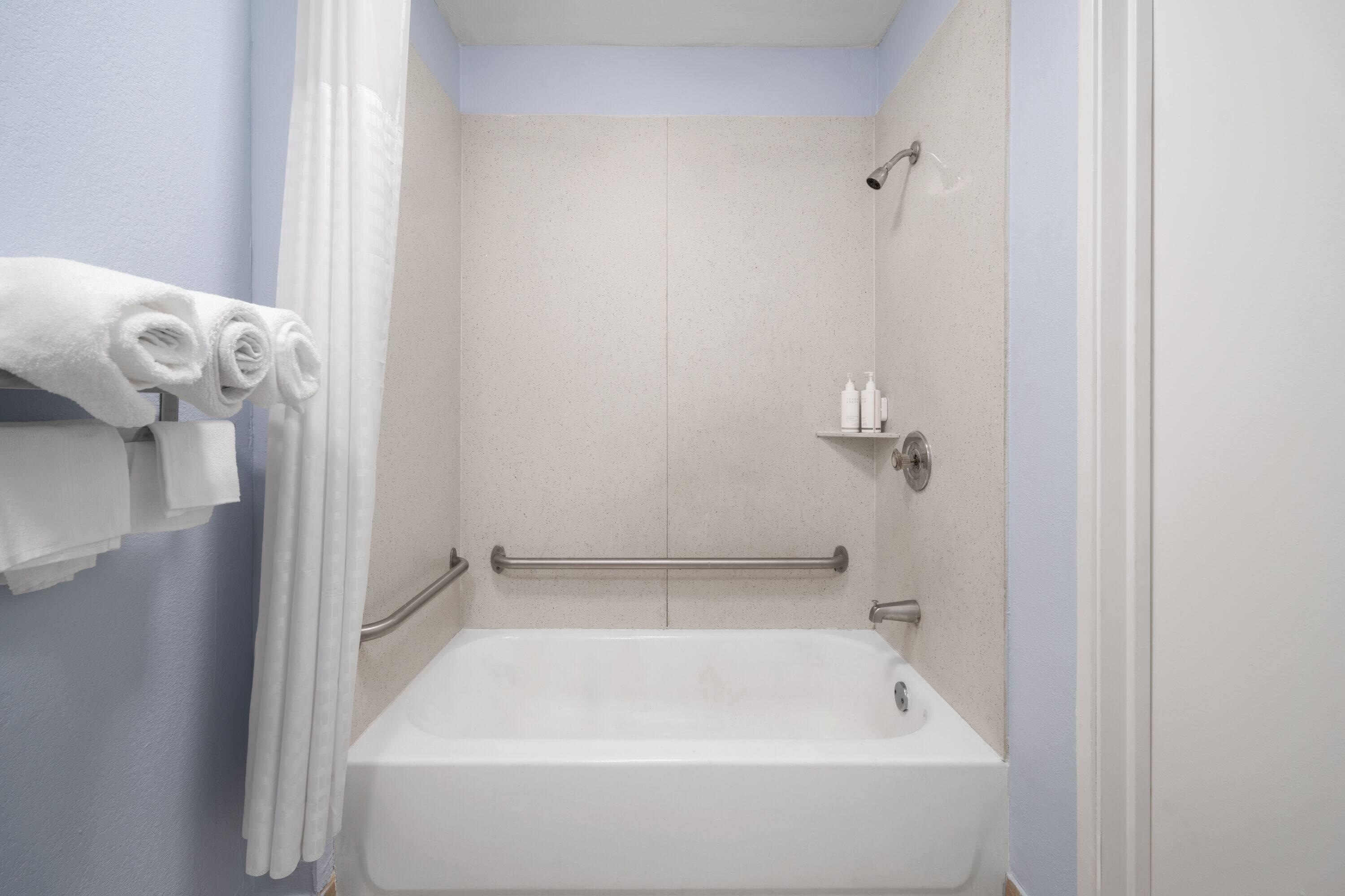 Days Inn by Wyndham Charlotte University 34/35