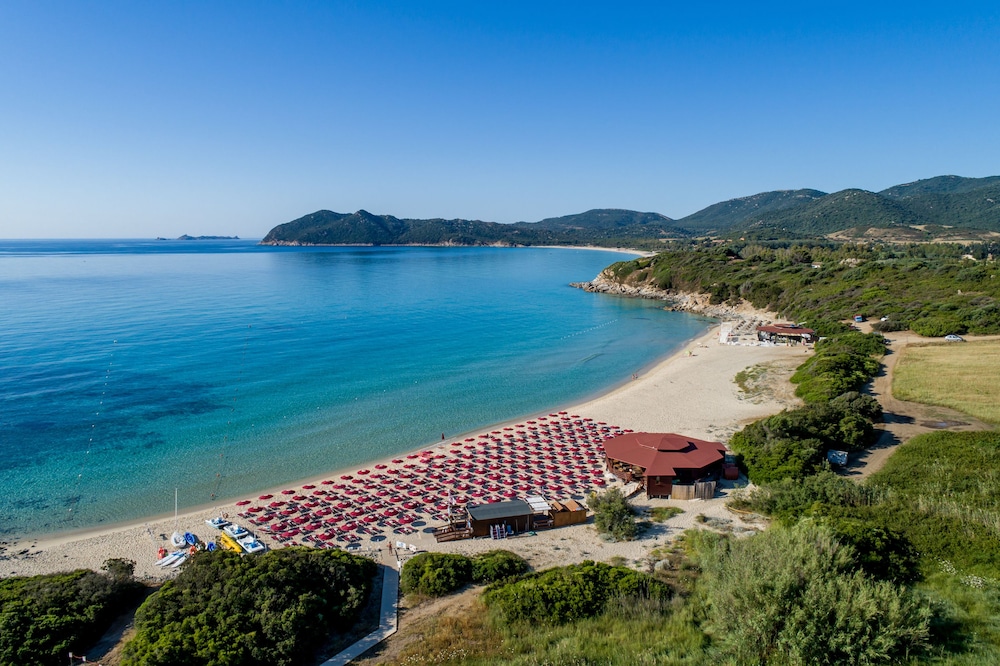 Sant'elmo Beach Hotel 43/48