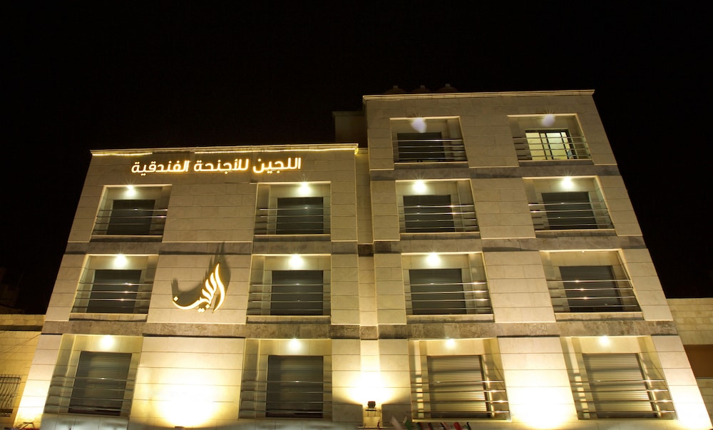Lujain Hotel Suites 1/50
