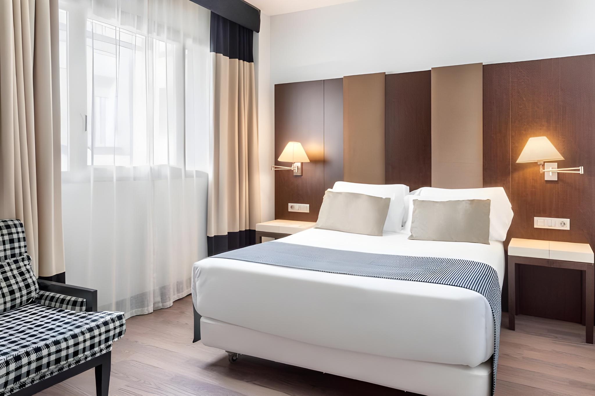 Superior, Single, 2 Double Beds