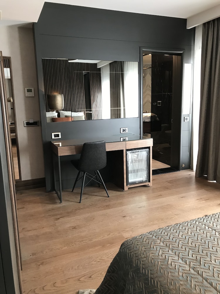 Levni Plus Hotel 33/50