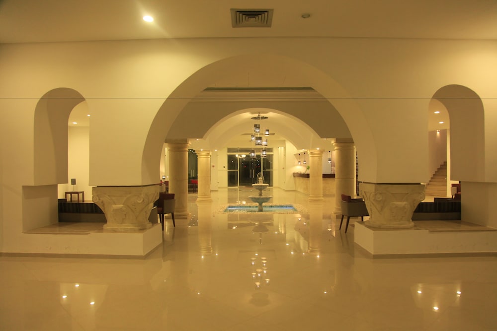 Hotel Menara 38/48