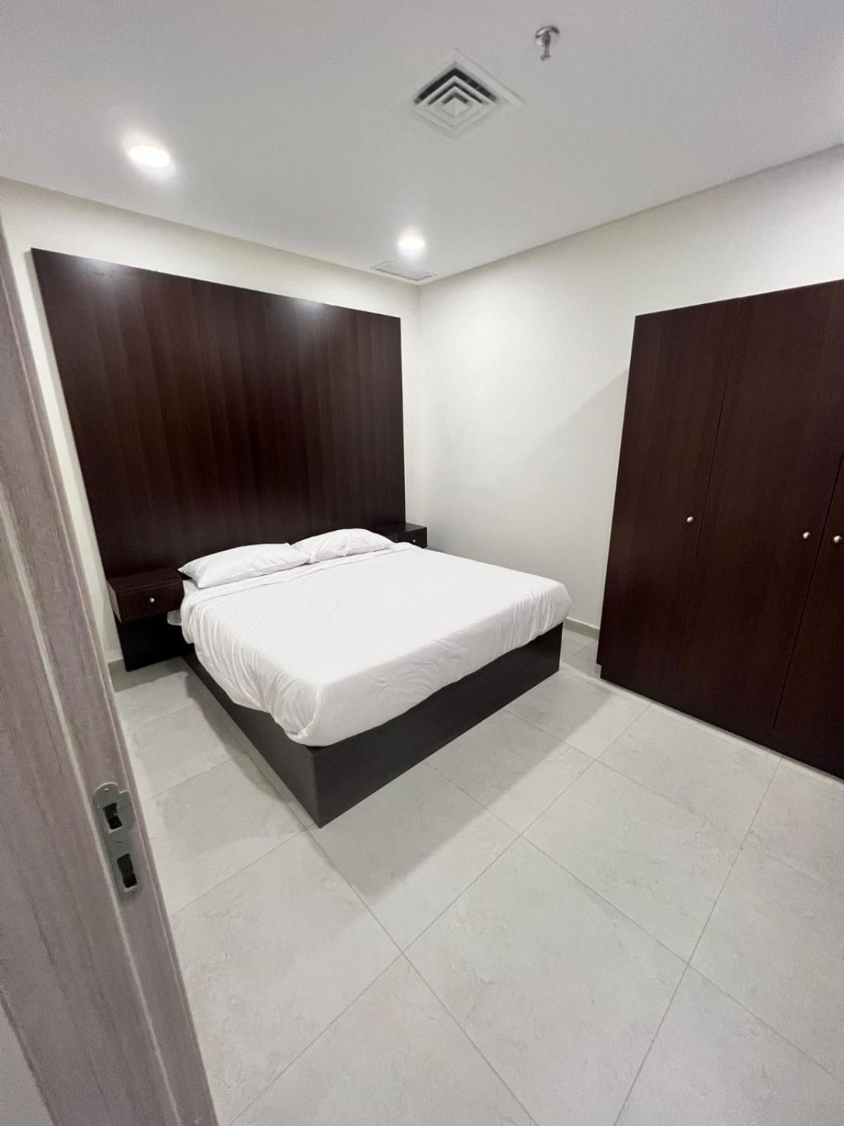 Magic Suite Mahboula Tower 18/38