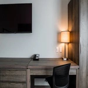 Amsterdam Inn & Suites, an Ascend Collection Hotel 28/52