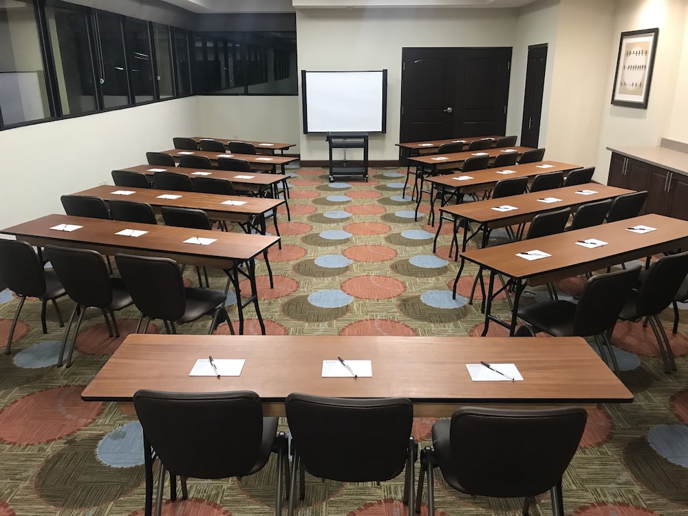 Staybridge Suites Seattle Fremont 50/61