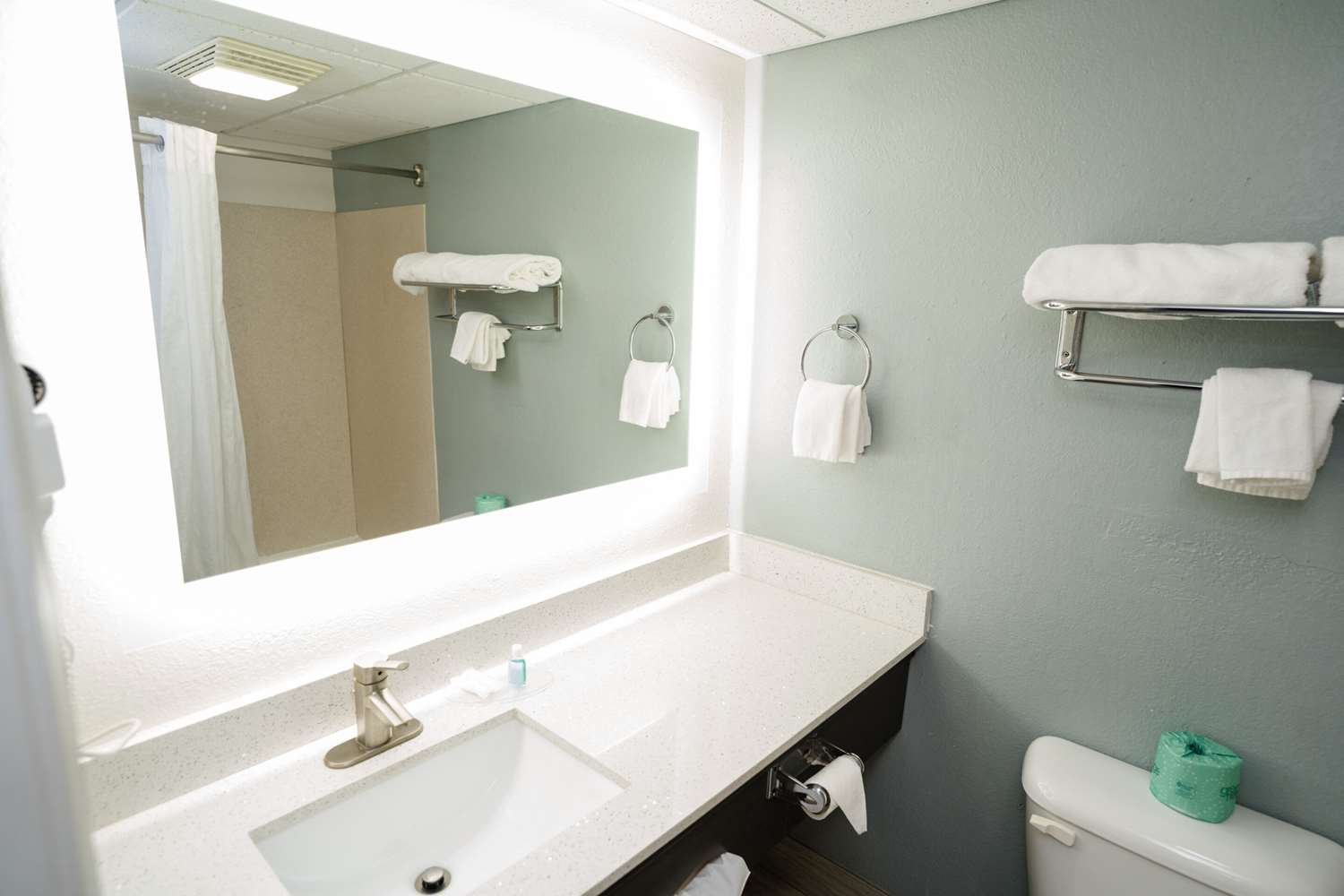 MainStay Suites Knoxville North I-75 12/12