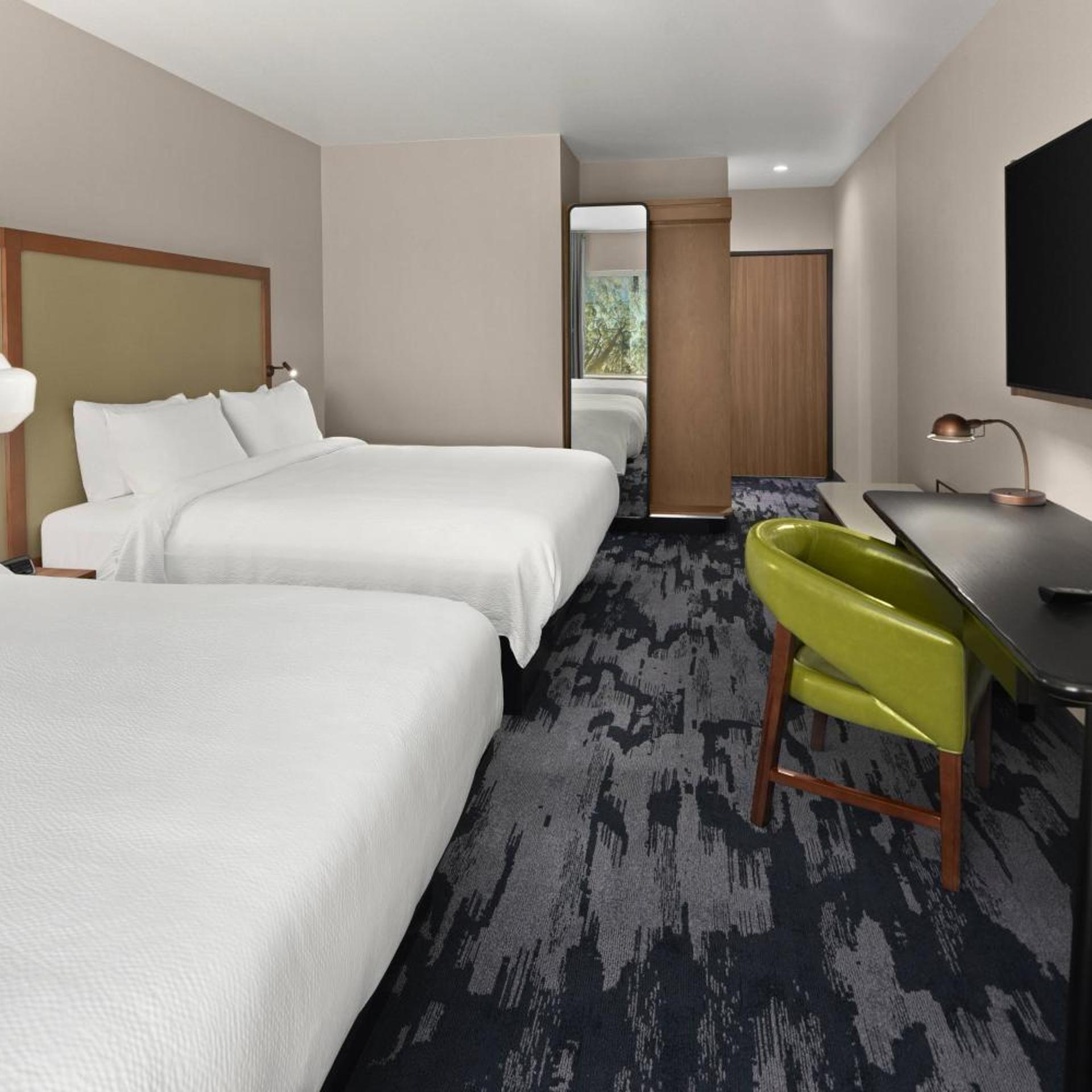 Room, 2 King Beds, Large, Accessible