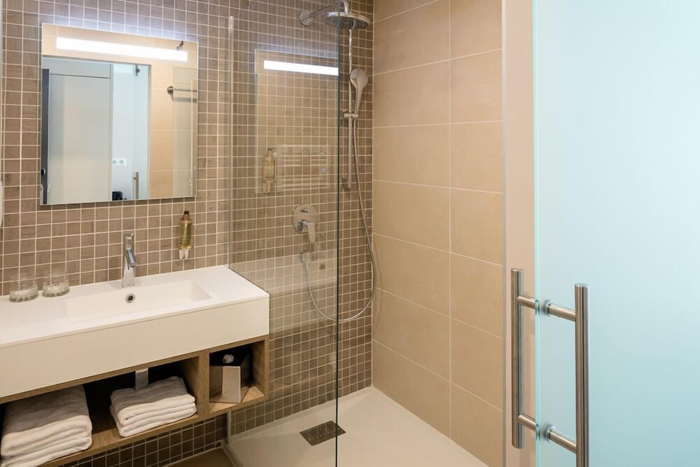 Room, King Bed, Pool Side, Vital Parc 3/3
