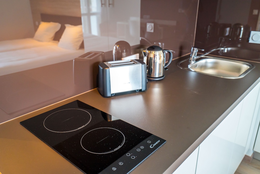 All Suites Appart Hotel Choisy Le Roi 28/48