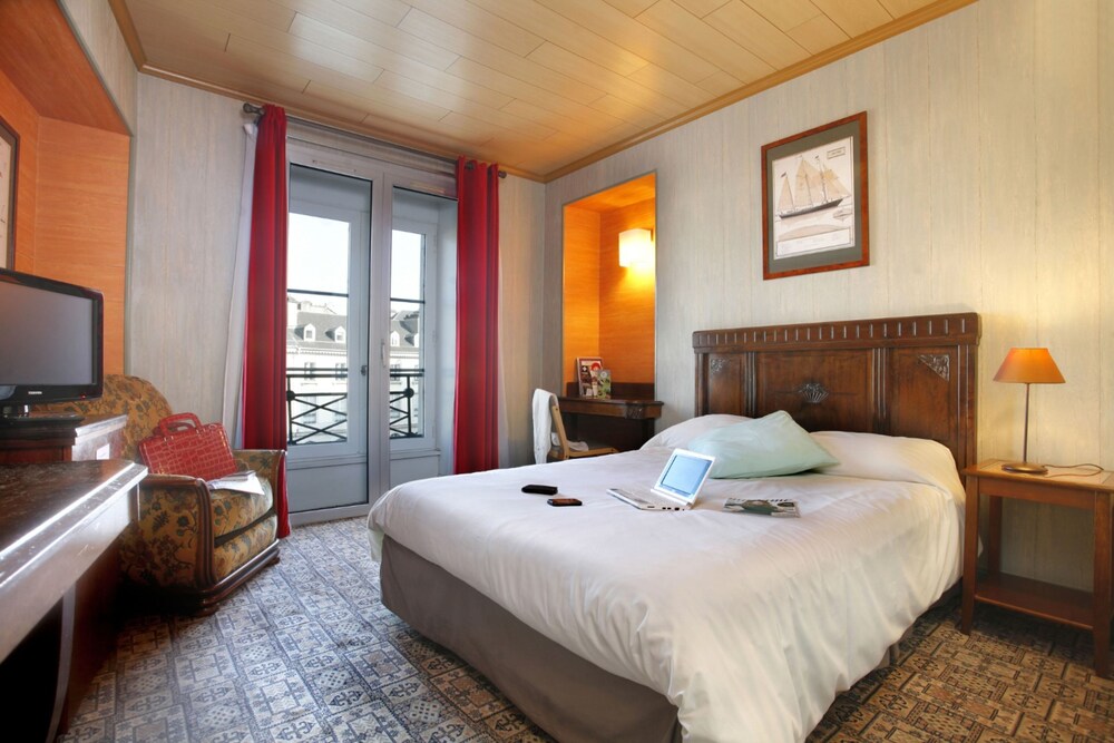 Hotel de Gramont Pau 25/62