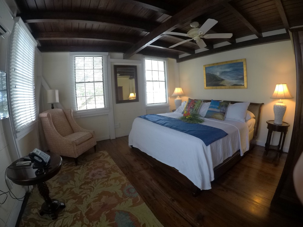 Club Comanche Hotel St Croix 23/58