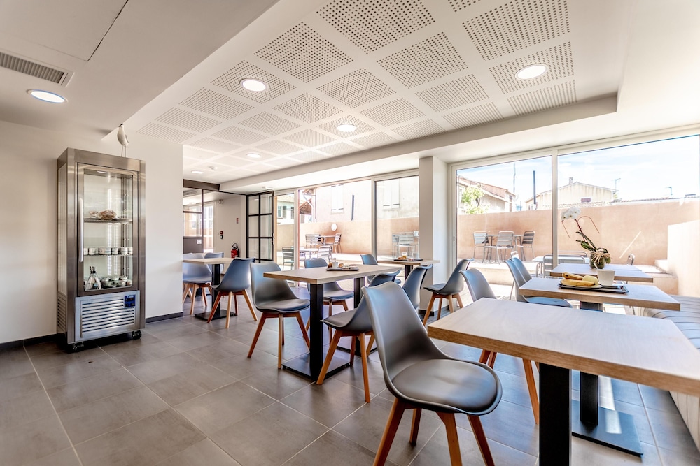 Sure Hotel by Best Western Saint-Raphael Le Dramont 30/48