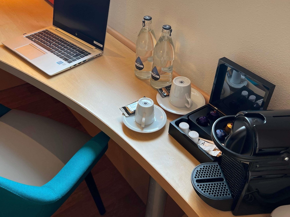 IBIS BARCELONA RIPOLLET 68/72