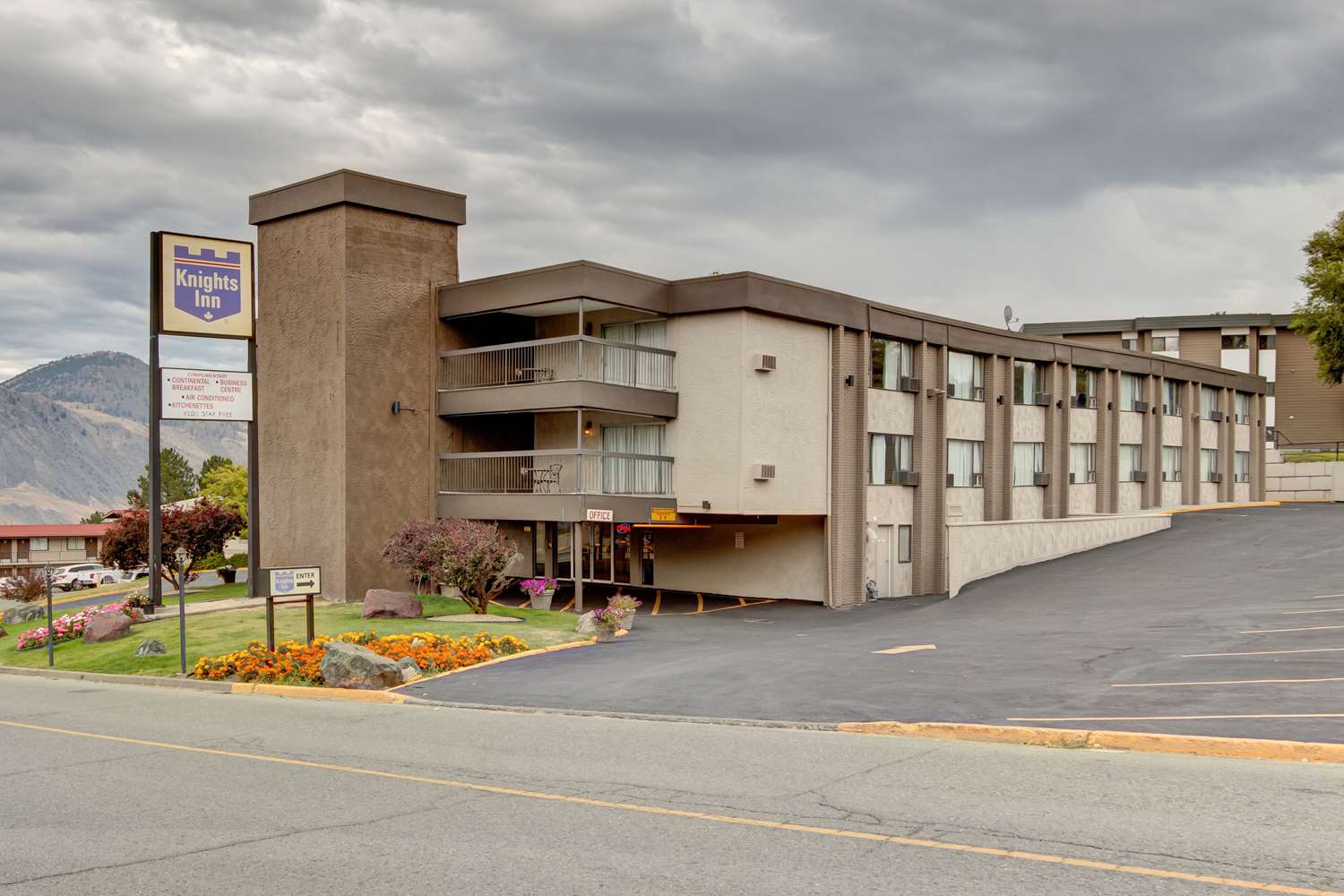 Knights Inn Kamloops 39/45