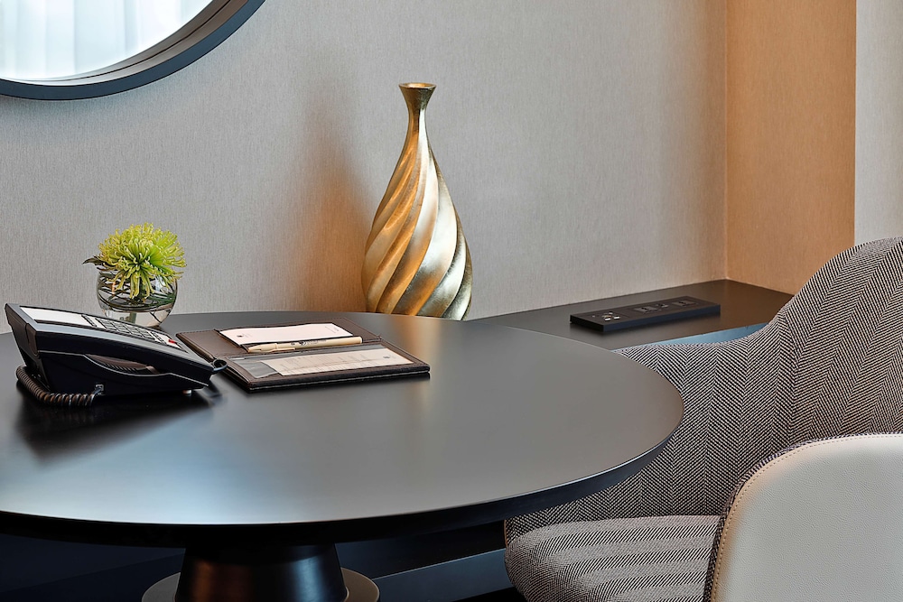 Doubletree by Hilton Dubai Business Bay 61/65