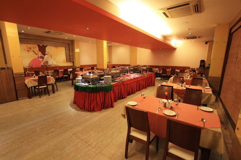 Parijatha Gateway 19/21