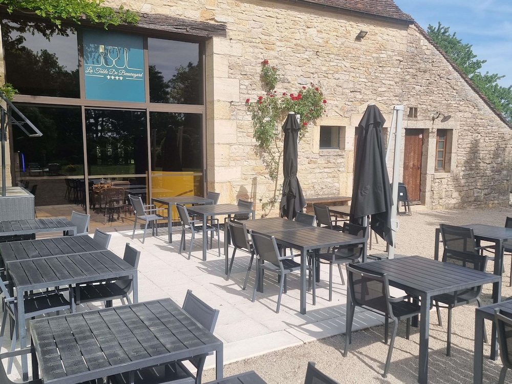 ibis Styles Dijon Sud Domaine De Beauregard 21600 Longvic 46/64