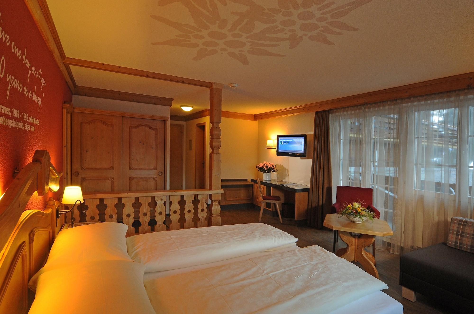 Junior Suite, Mountain View, Balcony