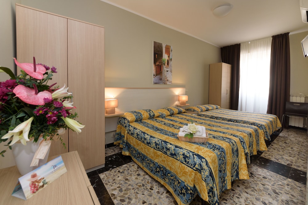 Hotel La Marina 15/63