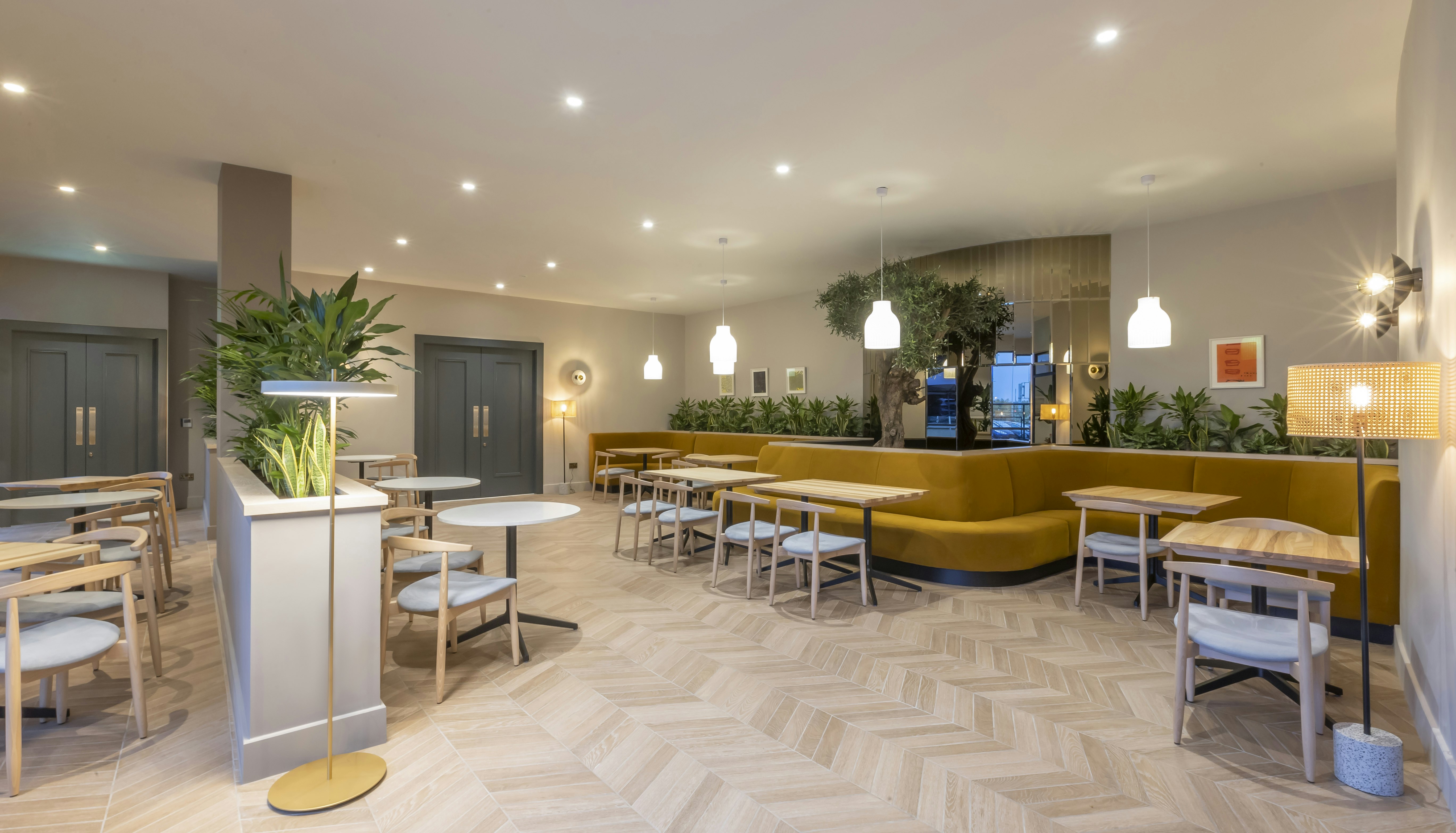Clayton Hotel Dublin Airport Central 10/72